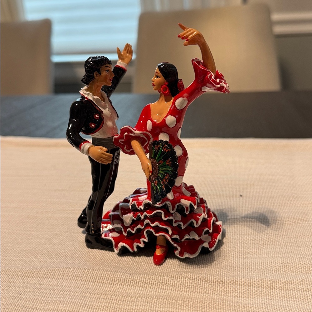 Flamenco Dancer Figurine